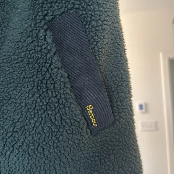 NWT Barbour Olive Dulcie Teddy Vest - Picture 4 of 8